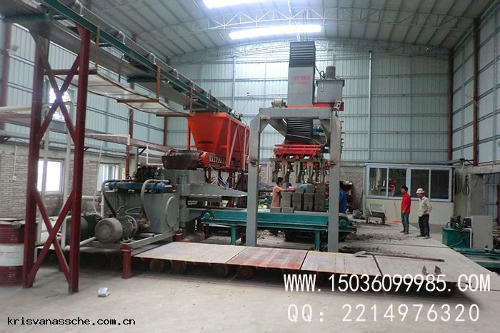 靜(jìng)壓壓磚機