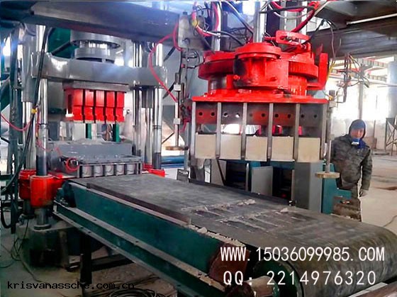 耐火材料壓磚機(jī)生產現場