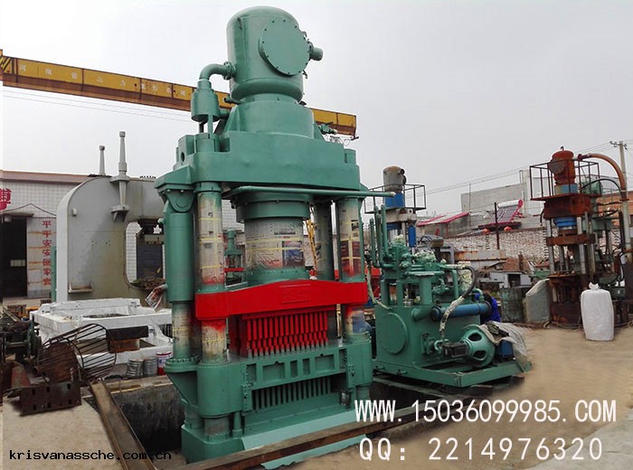 全(chéng)自(zì)動壓磚機