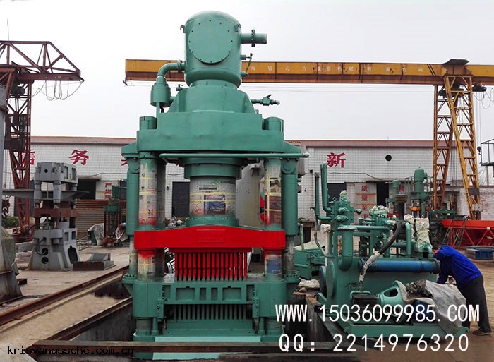 全(chéng)自(zì)動壓磚機